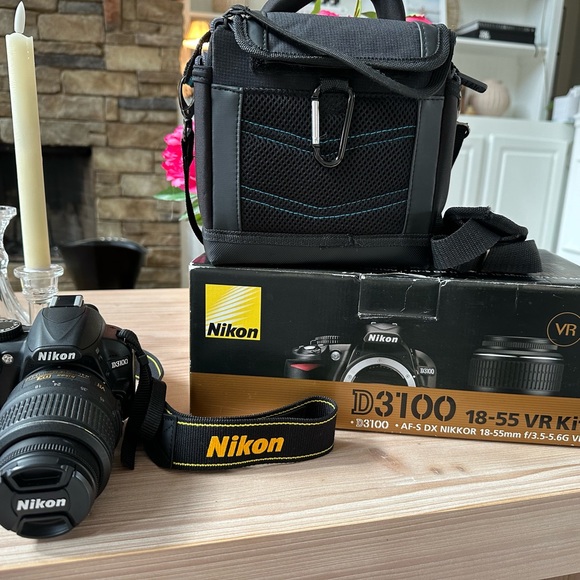 Nikon D3100 Kit-SOLD - Picture 1 of 11